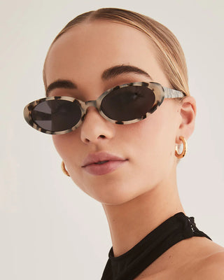 Iris - Blonde/Tort - Midnight - Banbé - The Soho Movement