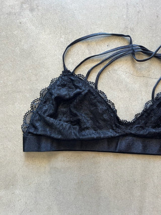 Lace Halter Bralette - Black - The Soho Movement - The Soho Movement