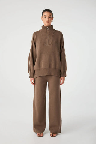 Milan Trackpant - Cacao - Knitted pants - Arcaa Movement - The Soho Movement
