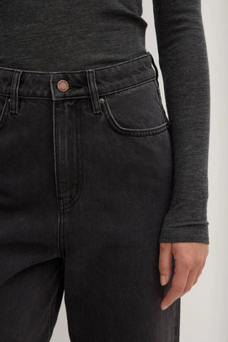 Vintage Straight Jean - Vintage Black - Jeans - Assembly Label - The Soho Movement