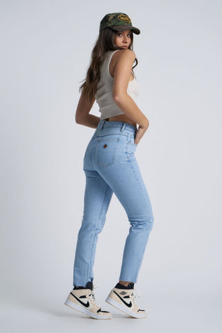 A 94 High Slim - Walk Away - Jeans - Abrand - The Soho Movement