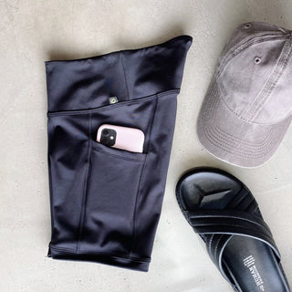Pocket Shorties - Midnight - Activewear - Flow Yogawear - The Soho Movement