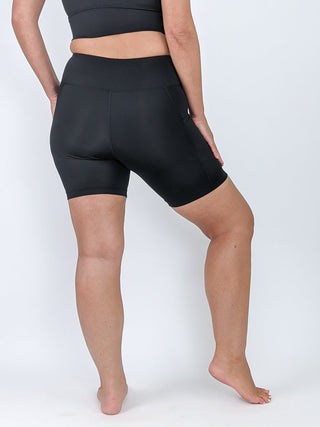 Pocket Shorties - Midnight - Activewear - Flow Yogawear - The Soho Movement