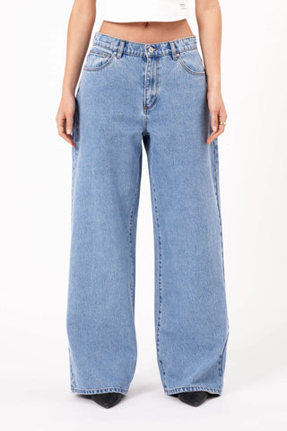 95 Super Baggy Gigi - Mid Blue - Jeans - Abrand - The Soho Movement