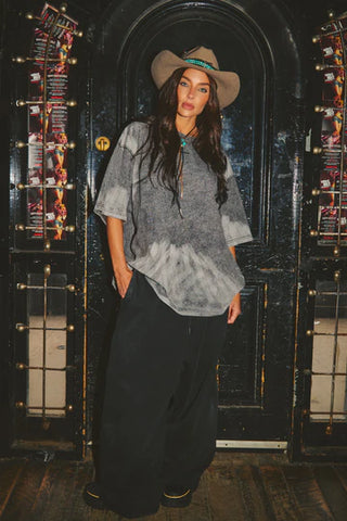 The Bleached Backless Tee - Grey