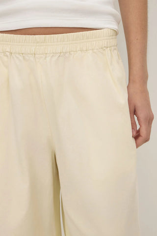 Lola Barrel Pant - Vanilla