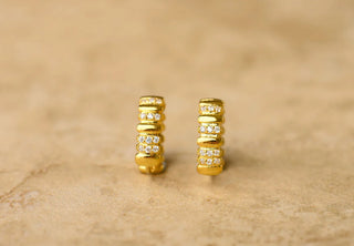 Glow Earrings - Gold