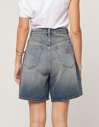 Carrie Short - Amalie