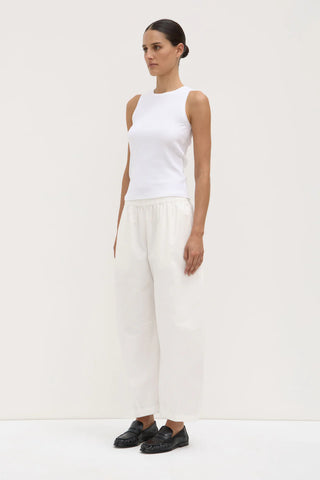 Lola Barrel Pant - White