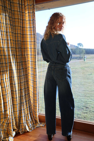 Gigi Barrell - Reign