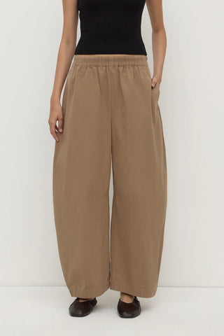 Lola Barrel Pant - Dark Tan