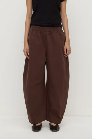 Lola Barrel Pant - Ganache