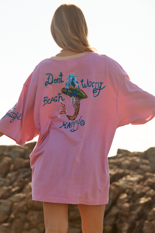 Seas The Day Hotel Tee - Pink