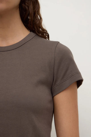 Kourt Contrast Bind Tee - Bark/Black