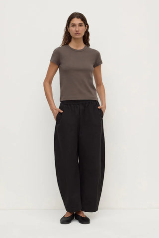 Kourt Contrast Bind Tee - Bark/Black
