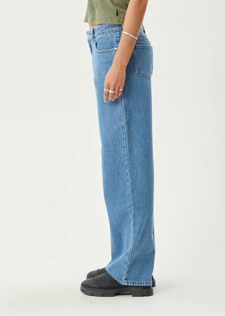 Alyra - Low Rise Wide Leg Jean - Worn Blue