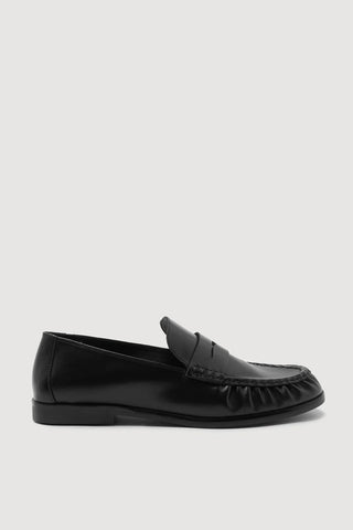 Avenue Leather Loafer - Black - Shoes - Assembly Label - The Soho Movement
