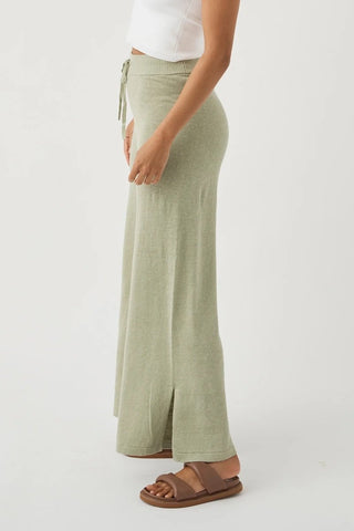 Brie Pant - Aloe - Arcaa Movement - The Soho Movement