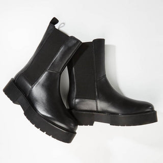 Dacia Boot - Black - Human Premium - The Soho Movement