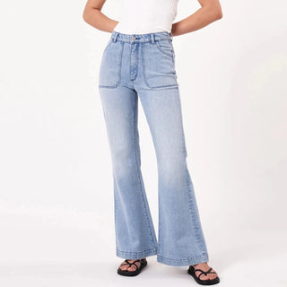 Eastcoast Flare Faded Blue - Light Vintage Blue - Jeans - Rollas - The Soho Movement