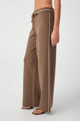 Milan Trackpant - Cacao - Knitted pants - Arcaa Movement - The Soho Movement