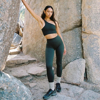 Move Legging - Forest - Pinky & Kamal - The Soho Movement