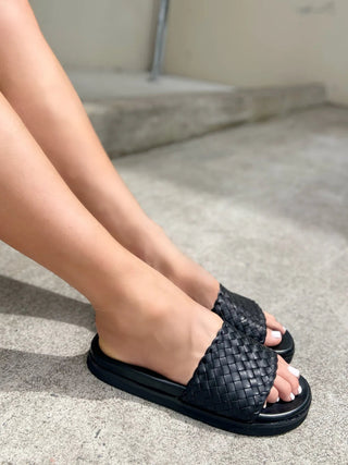 Oxford Slide - Black - Shoes - Human Premium - The Soho Movement