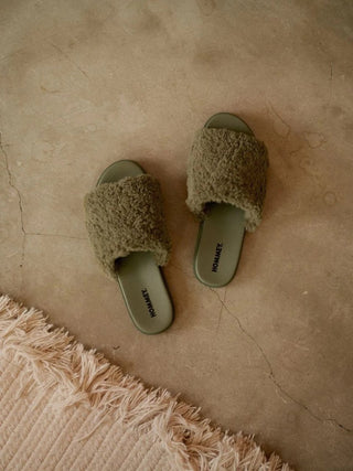 Poppy Slide - Olive - Slides - Hommey - The Soho Movement