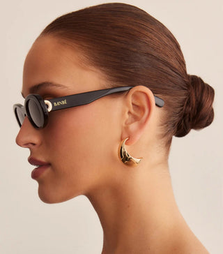 The Alix - Black/Black - Sunglasses - Banbé - The Soho Movement