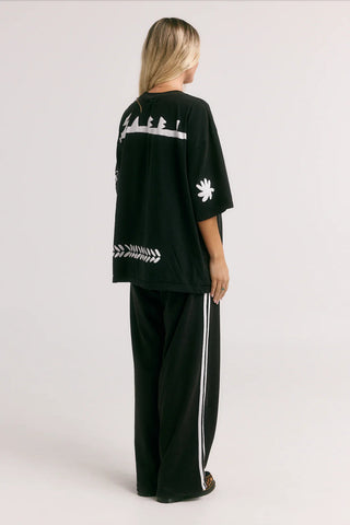 The Very Oversized Margie Tee - Black - Tees - Sabbi - The Soho Movement