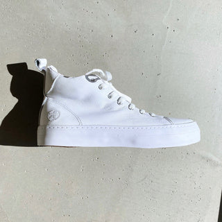 Cyber Sneaker - White