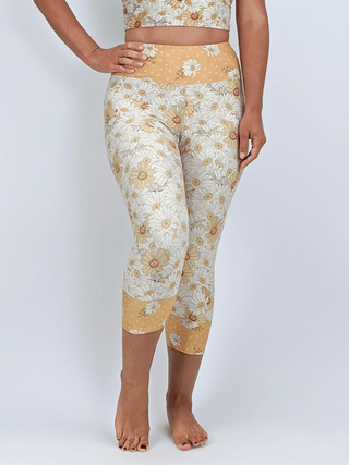 Capri Leggings - Daisy - Activewear - Flow Yogawear - The Soho Movement