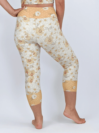 Capri Leggings - Daisy - Activewear - Flow Yogawear - The Soho Movement