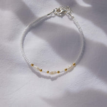 Load image into Gallery viewer, White Glass Bracelet with Freshwater Pearls
